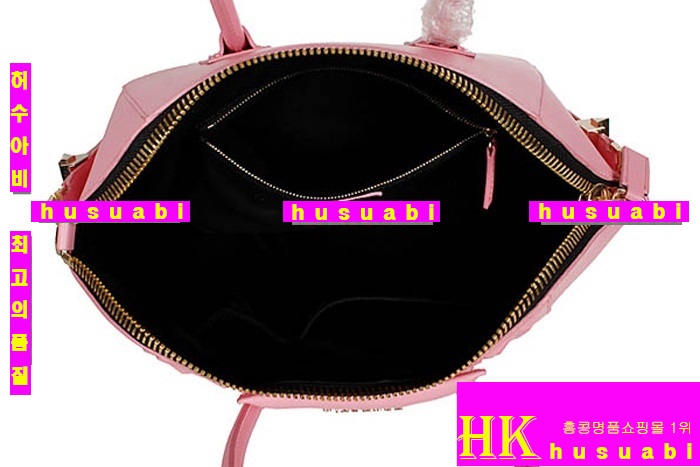 ����� ��Ƽ������ �̵� ���ڸ�ǰ���� GI9981-3