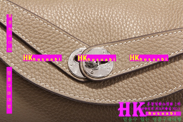 �����޽� ����� ���ڸ�ǰ ũ�ν��� ��õ HE49816-1