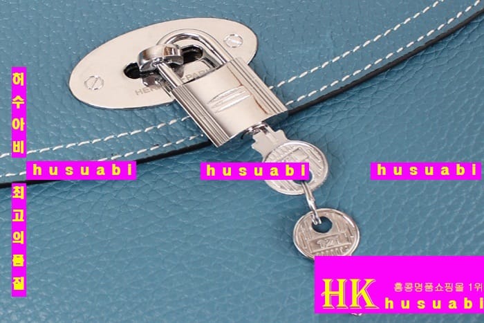 �����޽� �̸��� ũ�ν��� HE0148-7