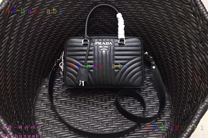 �ڹ̷��ޡ� ����� ���̾�׷� ��Ʈ�� P 1BB113