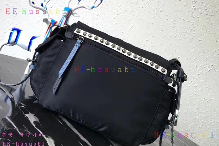 �ڹ̷��ޡ� ����� ���͵� ����� PR 1BD118-3