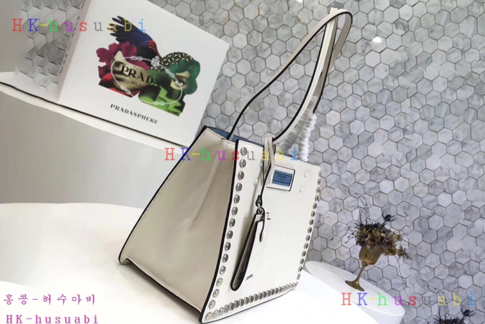 �ڹ̷��ޡ� ����� ��Ƽ�� ���͵� ����� PR 1BG121-2