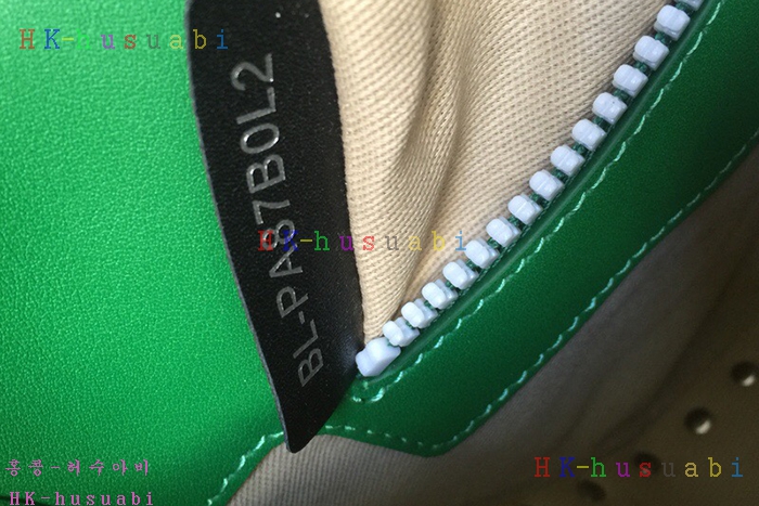 �ڹ̷��ޡ�  �߷�Ƽ�� �Ż� ũ�ν��� V2087#