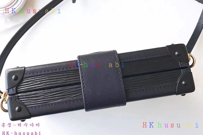 �ڹ̷��ޡ� ���̺��� �ڶ�� ��  M54650-7