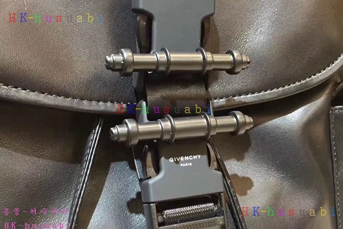 �ڹ̷��ޡ� ����� ���׹��� GV 25584