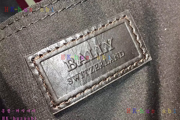 �ڹ̷��ޡ� �߸� ������ ũ�ν��� BL580170-12A