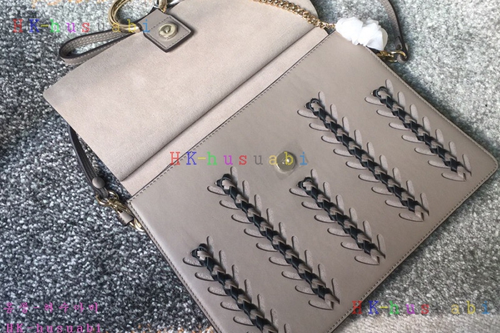 �ڹ̷��ޡ� ���ο� ���� ����� CE 3S1231-2