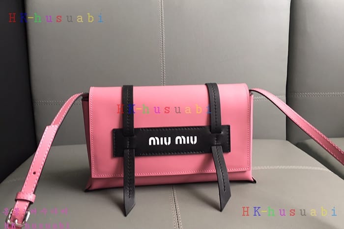 �ڹ̷��ޡ� �̿�̿� �ΰ� �÷� ����� MU 5BD075