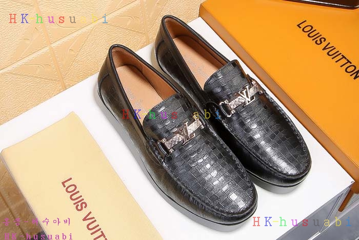 NEW 2018SS ���̺��� ������ ����Ŀ�� LV777415
