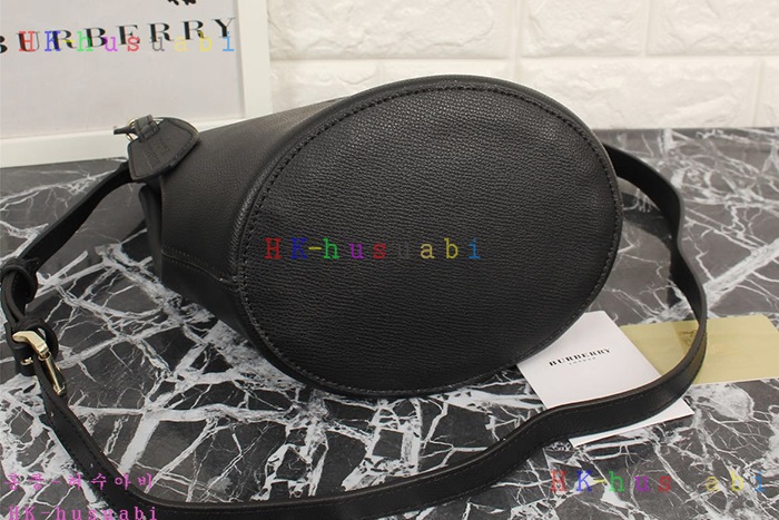 NEW 17S/S ������ �Ż� ���� ���̸��� üũ ũ�ν��ٵ� ��Ŷ �� 40571511-2