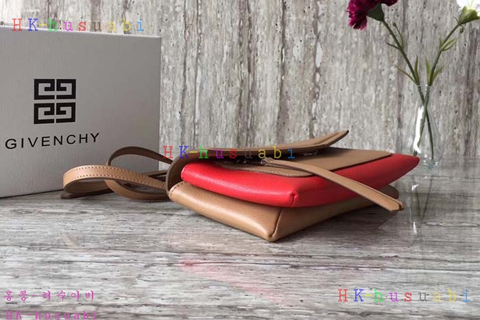 2017F/W �Ż� ����� ������ ũ�ν� �� GV779922-4