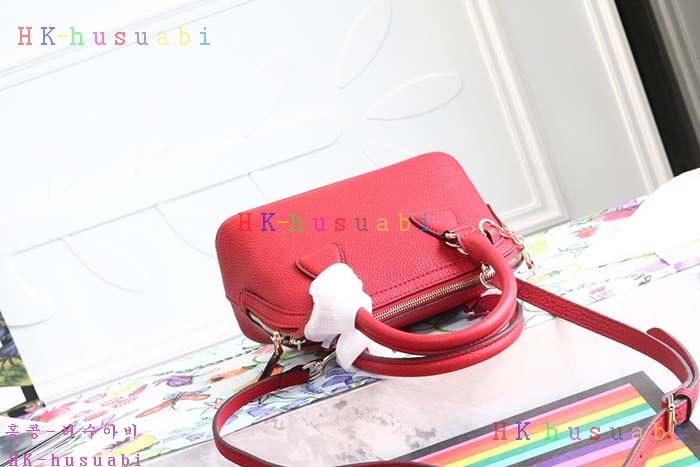 NEW 2018SS  ���� �̴ϵ� ��Ʈ�� GU 449661-3