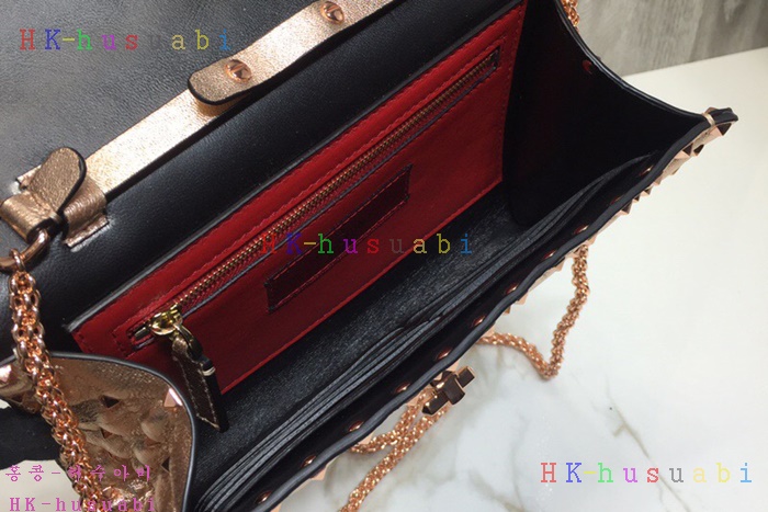 �ڹ̷��ޡ� �߷�Ƽ�� �����͵� ü�ι�  V 0137-6
