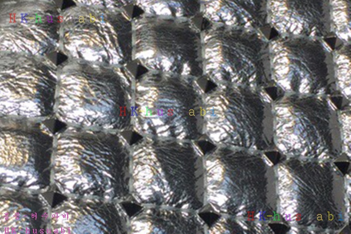 �ڹ̷��ޡ� �߷�Ƽ�� �����͵� ü�ι�  V 0137-3