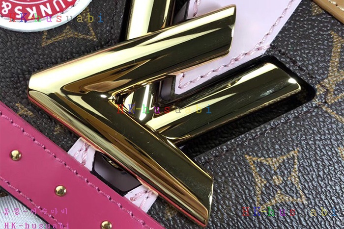 �ڹ̷��ޡ� ���̺��� Ʈ����Ʈ ���Թ� M43629-4