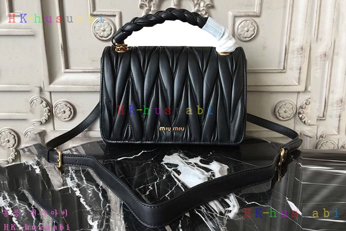 �ڹ̷��ޡ� �̿�̿� ���׶�� ž�ڵ� ����� MM 5BD051#-3