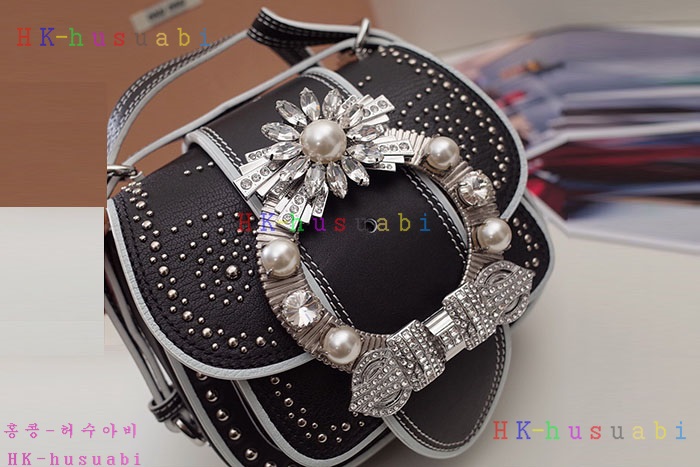 �ڹ̷��ޡ� �̿�̿� �̿췹�̵� ����� MM 5BH019-4