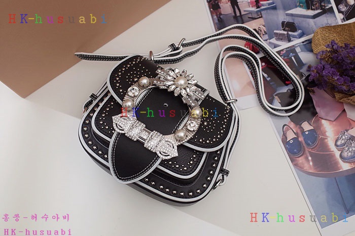 �ڹ̷��ޡ� �̿�̿� �̿췹�̵� ����� MM 5BH019-4