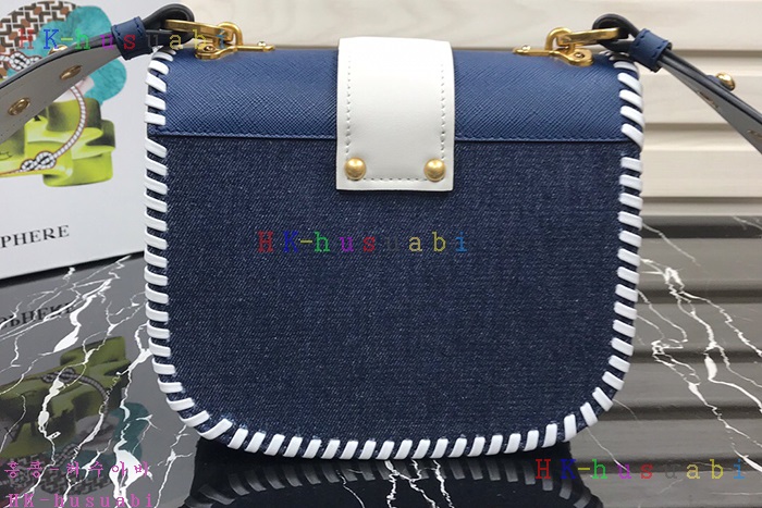 �ڹ̷��ޡ� ����� ���̿��Ͼ� ����� P 1BD074