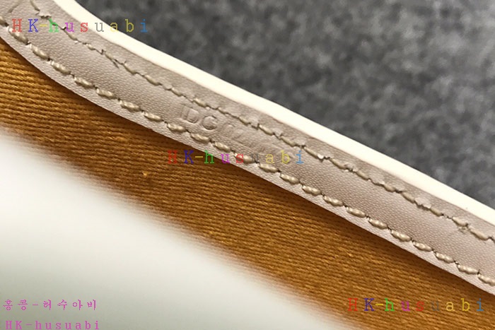 �ڹ̷��ޡڰ��ߵ� ���� ī���ι�  GA 692254-8