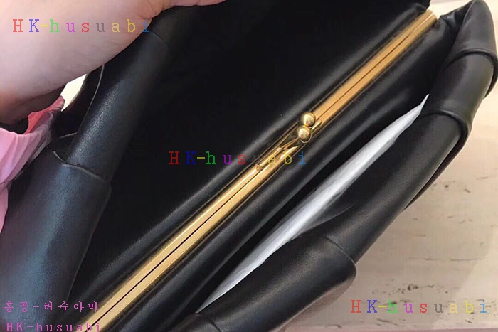 �ڹ̷��ޡ� ������ �޽� Ŭ��ġ�� CL 230207E-2