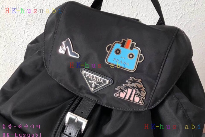 �ڹ̷��ޡ� ����� ���Ϸ� ���� P 1BZ811