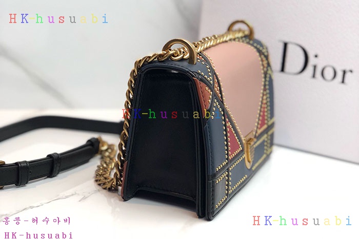 �ڹ̷��ޡ� ��� ����� ü�ι�  DR 0421#