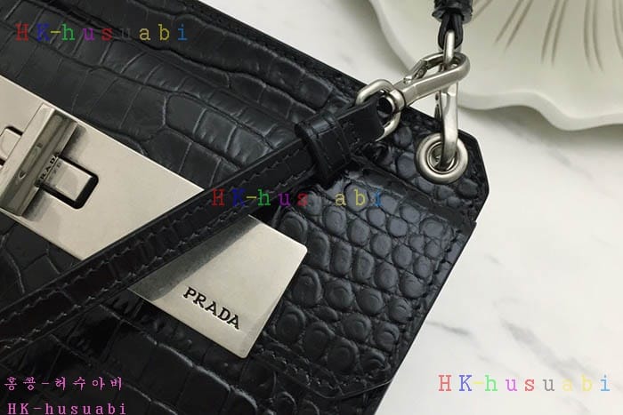 �ڹ̷��ޡ� ����� �̴� ũ�ν���  PR 1DH007-3-2
