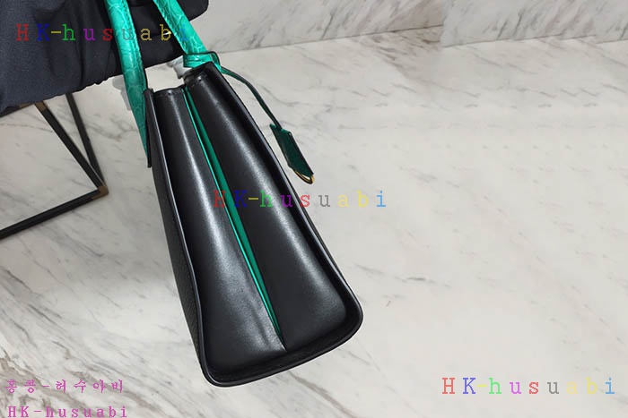 �ڹ̷��ޡ� ����� ���ǾƳ� ��Ʈ��  PR 1BA204-3