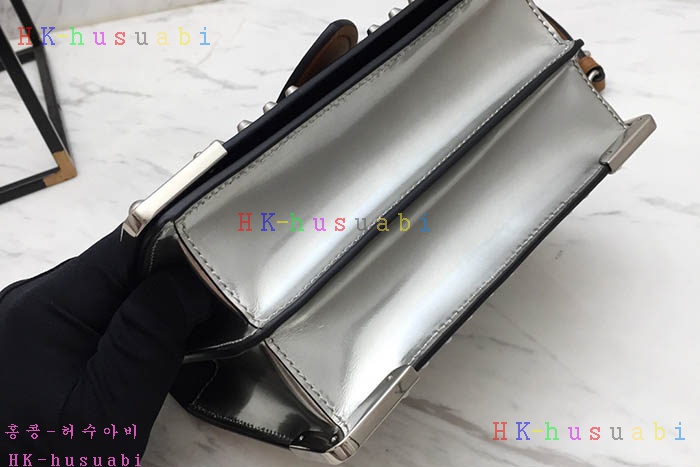 �ڹ̷��ޡ� ����� ī�̿��� PR 1BD045-2-4
