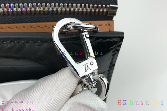 �ڹ̷��ޡ� 2019SS ���̺��� ũ���� ��帮�� LV M44371-5