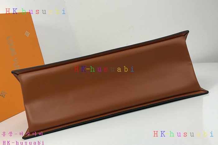 �ڹ̷��ޡ� 2019SS ���̺��� ũ���� ��帮�� LV M44371-3