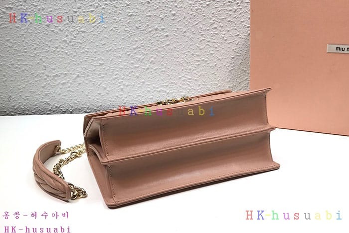 �ڹ̷��ޡ� �̿�̿� ���ǵ��� ��Ʋ�� ��Ʈ�� MU  5BA094����