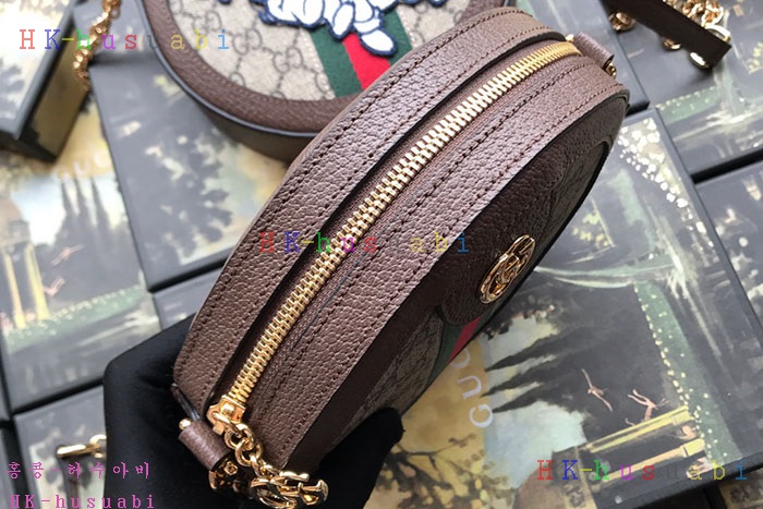 �ڹ̷��ޡ� ���� �����Ǿ� �̴� �������� GU 550618