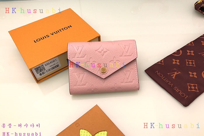 �ڹ̷��ޡ� ���̺��� ���丰 ���� M64061
