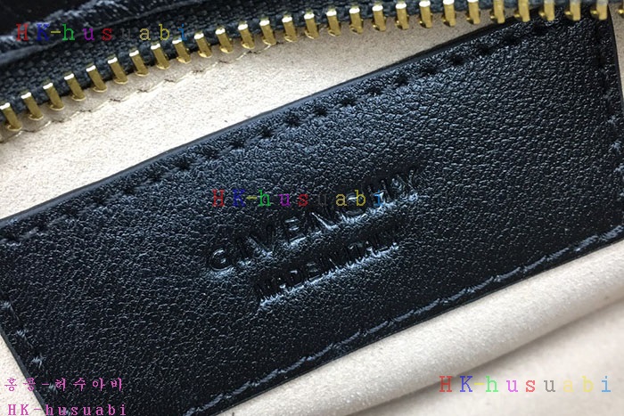 �ڹ̷��ޡ� ����� ���׶� ���� ũ�ν��� GV BB5059B08Z-3