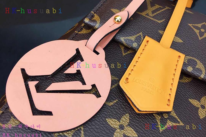 �ڹ̷��ޡ� ���̺��� Ŭ��� BB M43982