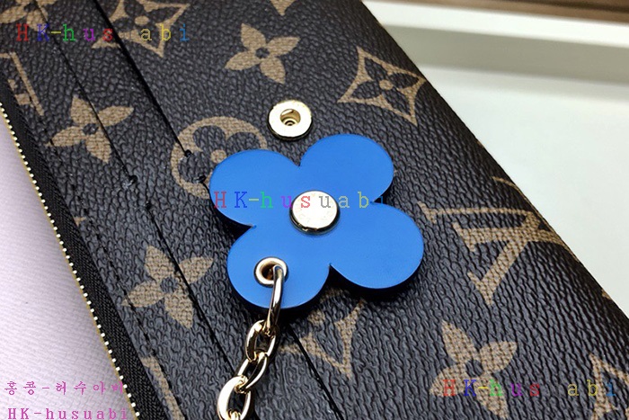 �ڹ̷��ޡ� ���̺��� ���и� ���� M63895