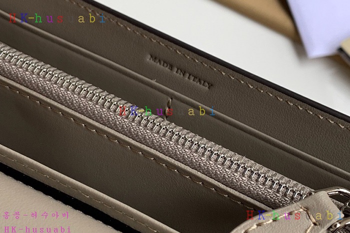 �ڹ̷��ޡ� ������ ������ �Ż� BB 40779801-3