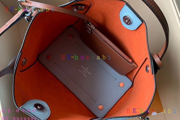 �ڹ̷��ޡ� ���̺��� ���� ��Ʈ�� M52975
