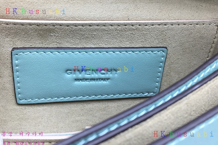 �ڹ̷��ޡ�2019SS ����� �� ��  GV 251112