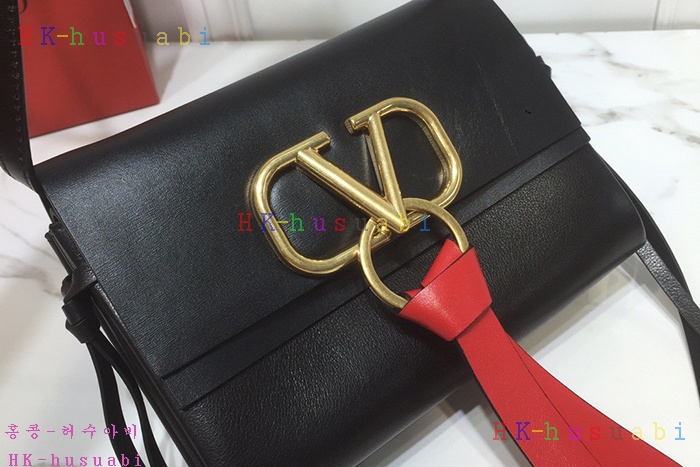 �ڹ̷��ޡ� �߷�Ƽ�� �긵 ũ�ν��ٵ�� V 74410