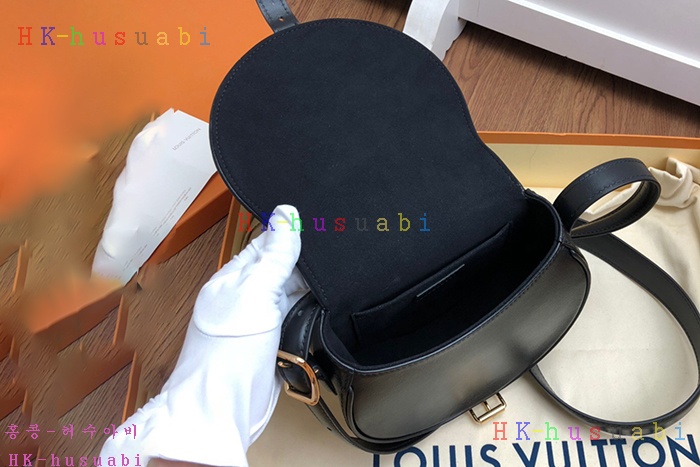 �ڹ̷��ޡڷ��̺��� �ƹ��� M55505
