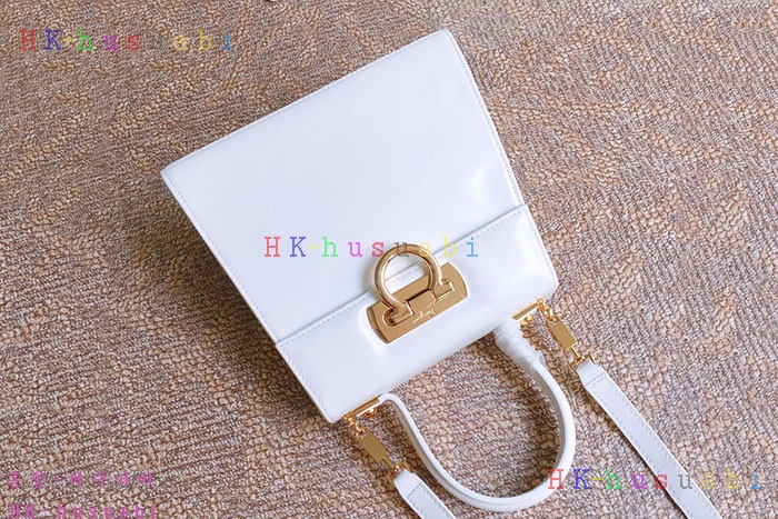 �ڹ̷��ޡ�  ��󰡸� �̸��� F 2121550-2