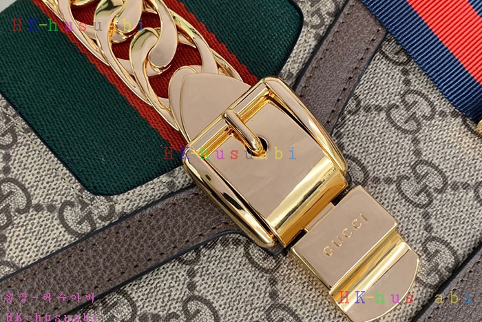 �ڹ̷��ޡ� ���� �Ǻ� ����� GU421882-4