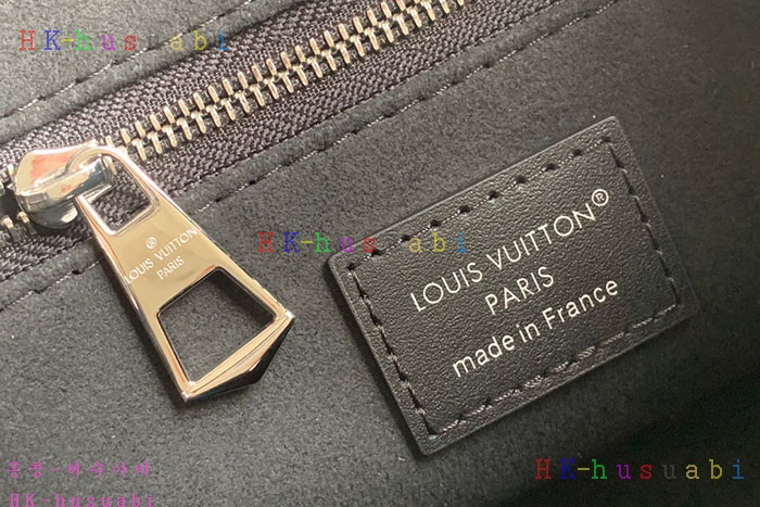 �ڹ̷��ޡڷ��̺���  ĳ���� ���̺� BB M12888