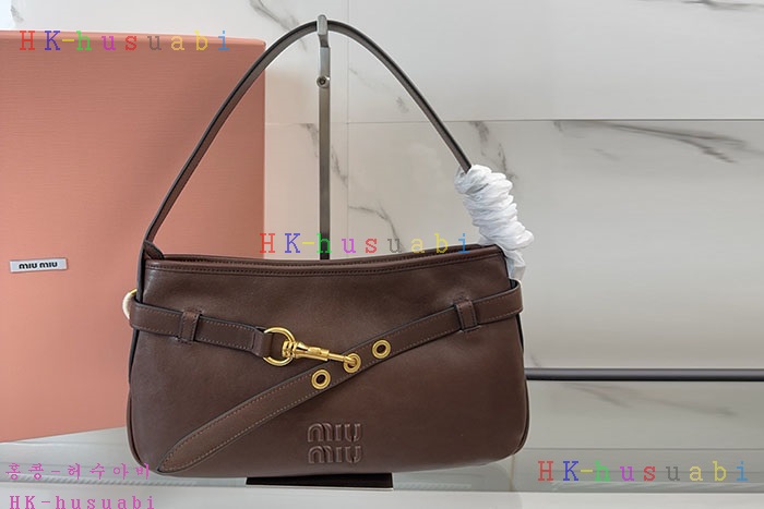 �ڹ̷��ޡڹ̿�̿� �ƹ�ٸ� ���� ���ַ� ���� �� ���� 5BC182